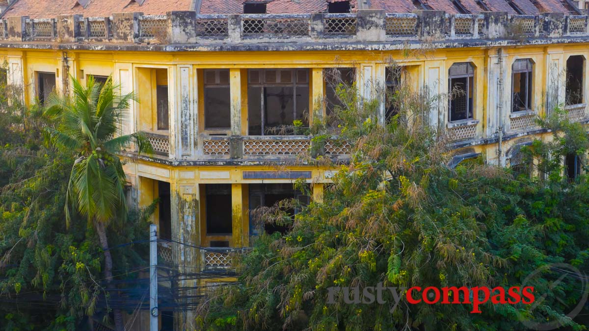 Police Headquarters collapsing, Phnom Penh